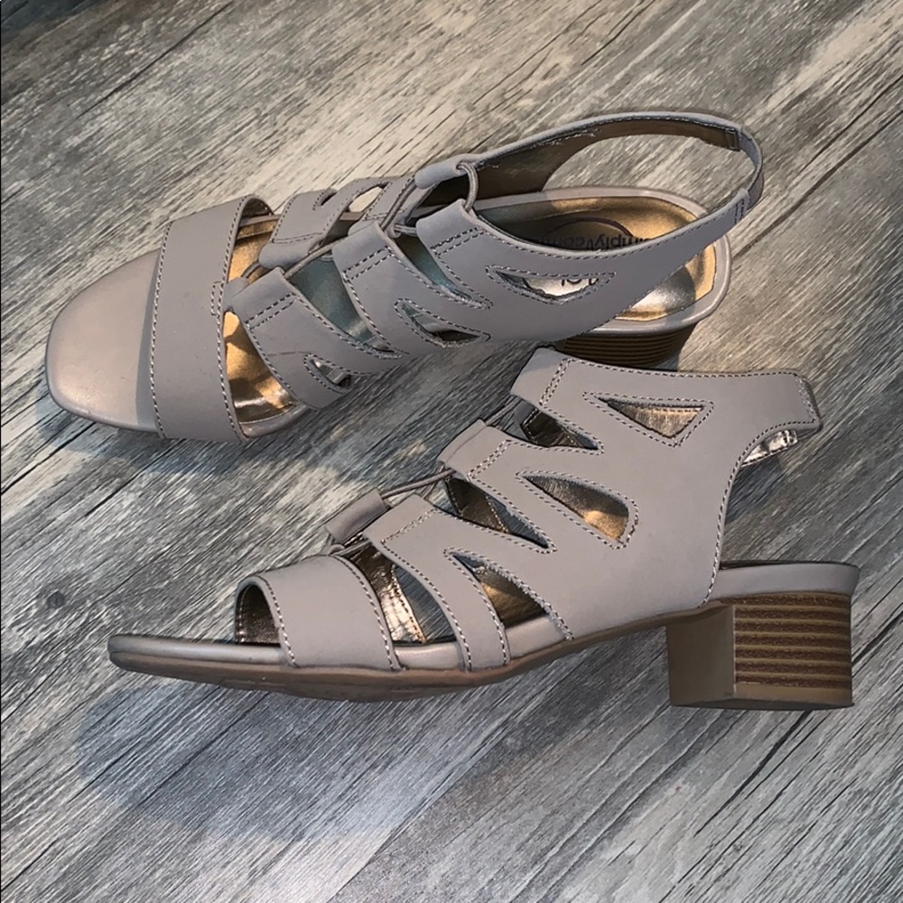 Life Stride Heels